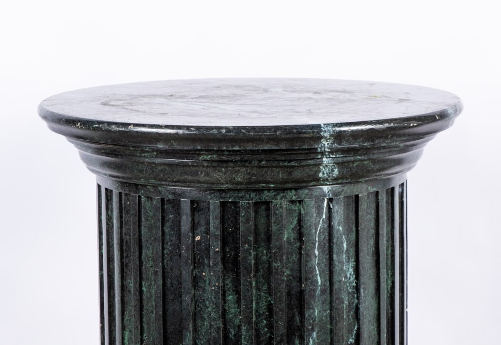 VINTAGE NEOCLASSICAL STYLE FAUX MARBLE PEDESTAL - 2