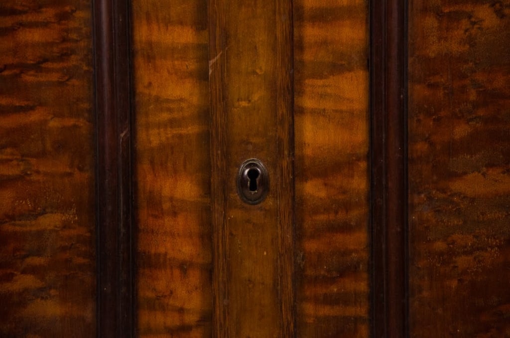VICTORIAN MARBLE TOP DRESSER - 11