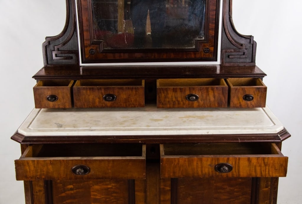VICTORIAN MARBLE TOP DRESSER - 15