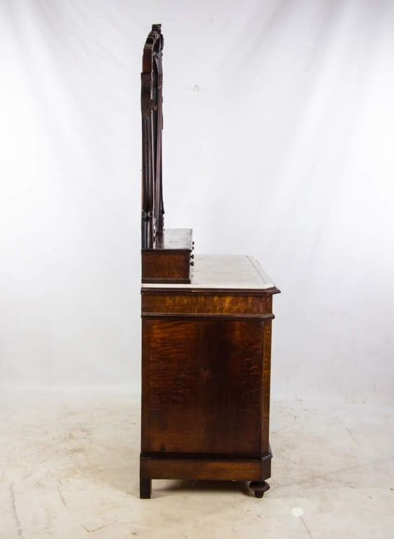 VICTORIAN MARBLE TOP DRESSER - 16