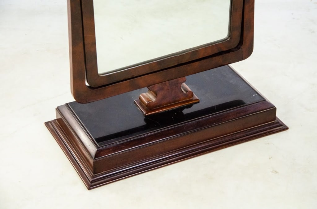 VINTAGE DRESSING MIRROR - 11
