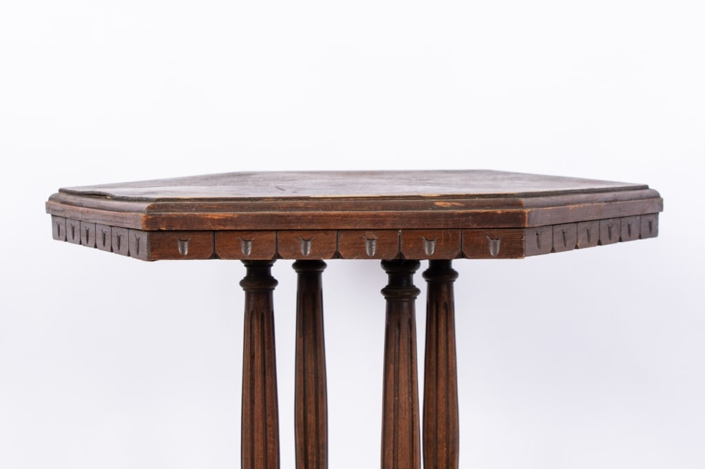 ACCENT TABLE WITH HEXAGONAL TOP & CLAW FEET - 4