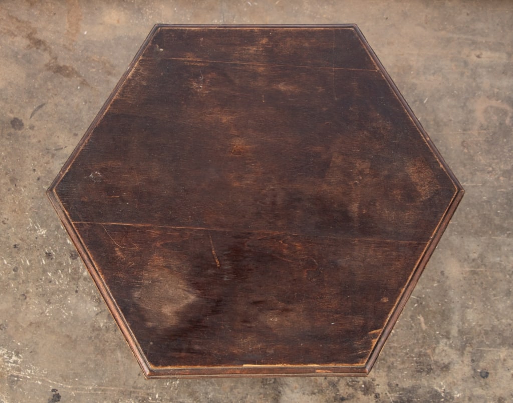 ACCENT TABLE WITH HEXAGONAL TOP & CLAW FEET - 6