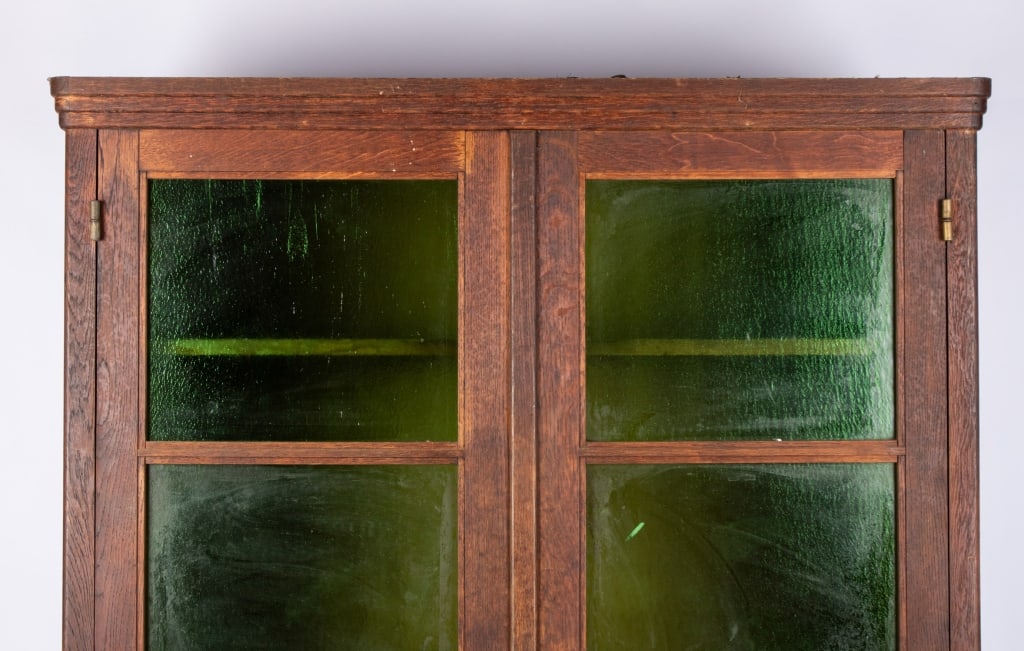 ARTS & CRAFTS DISPLAY CABINET - 2