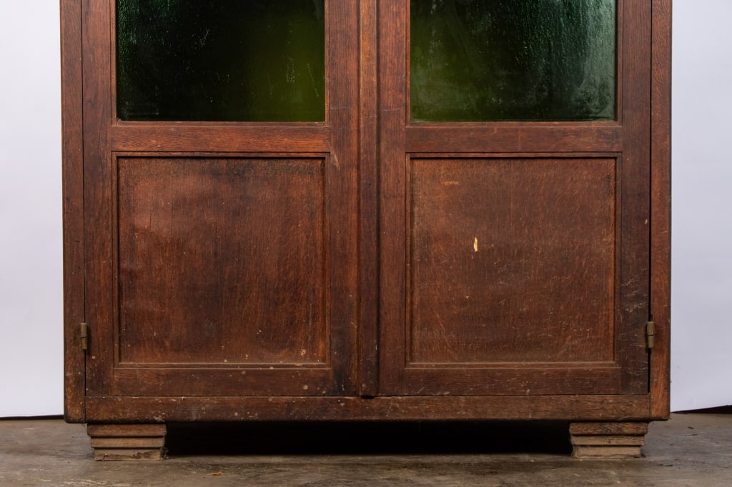 ARTS & CRAFTS DISPLAY CABINET - 4