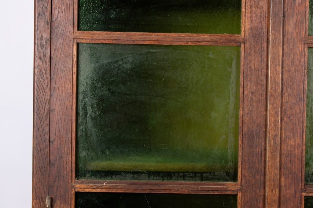 ARTS & CRAFTS DISPLAY CABINET - 9