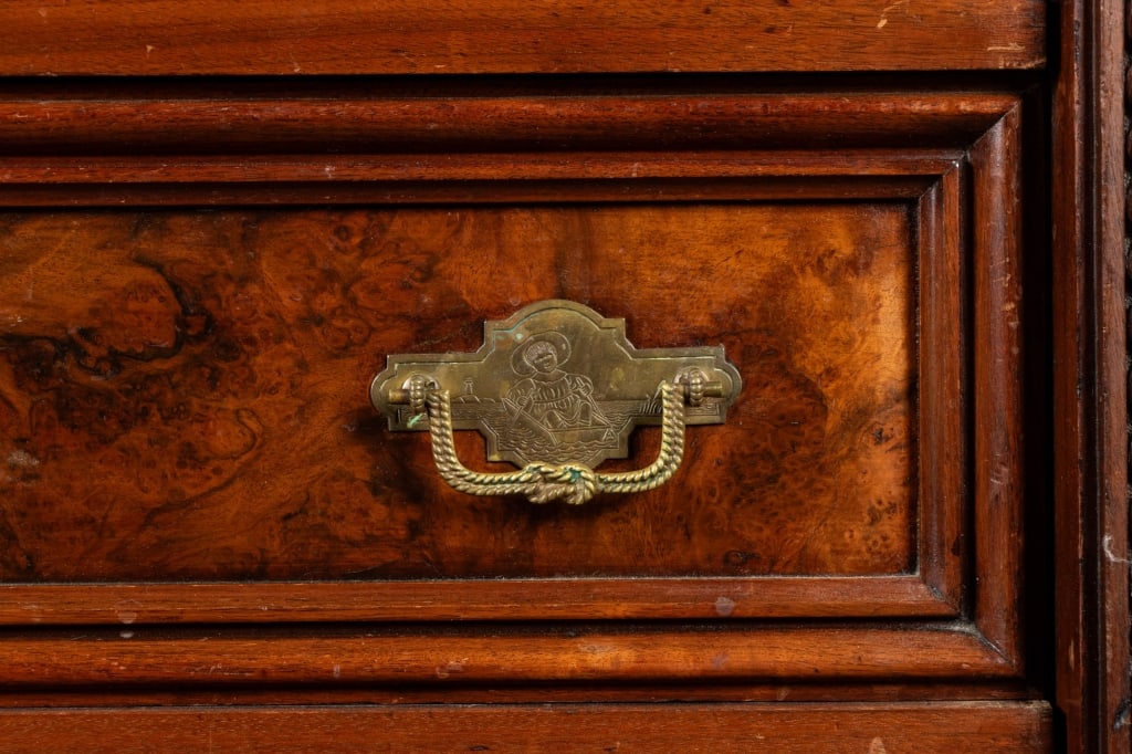 LATE 19TH CENTURY EASTLAKE WALNUT DRESSER - 7