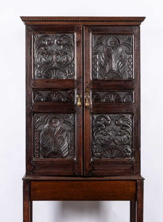 NEO-GOTHIC STYLE OAK CUPBOARD ON STAND - 2