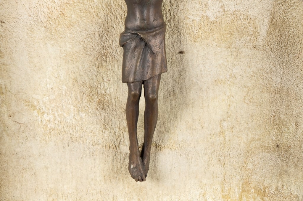 VINTAGE METAL CRUCIFIX - 4