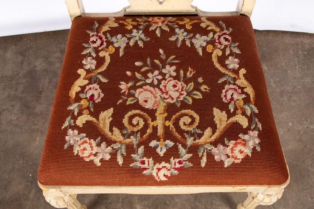 20TH CENTURY POLYCHROME CHAIR WITH OTTOMAN - 7