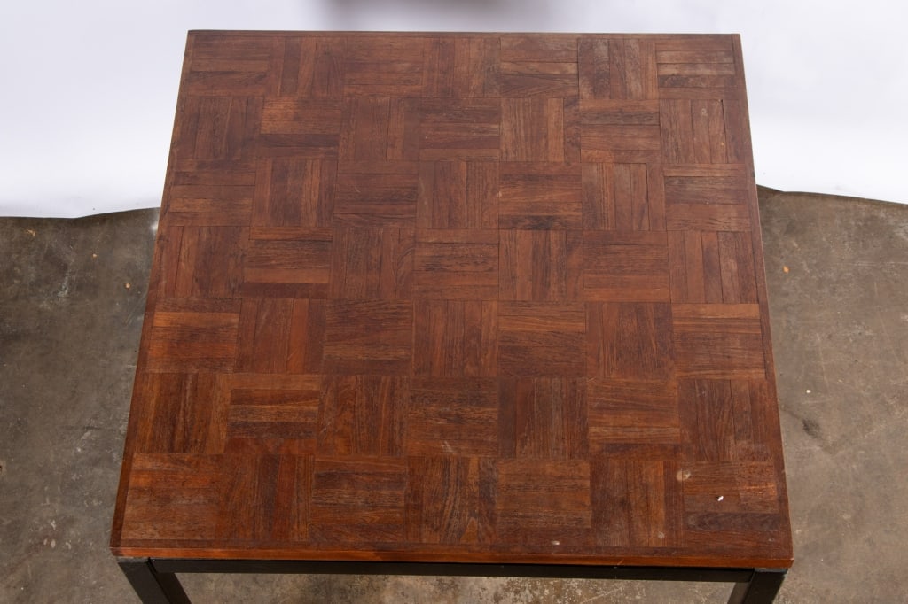 20TH CENTURY SQUARE BREAKFAST TABLE - 4