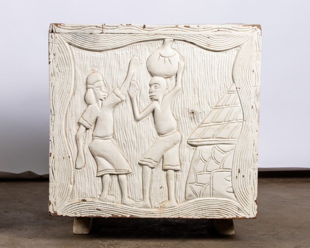 PAIR OF MODERN FIGURAL END TABLES - 6