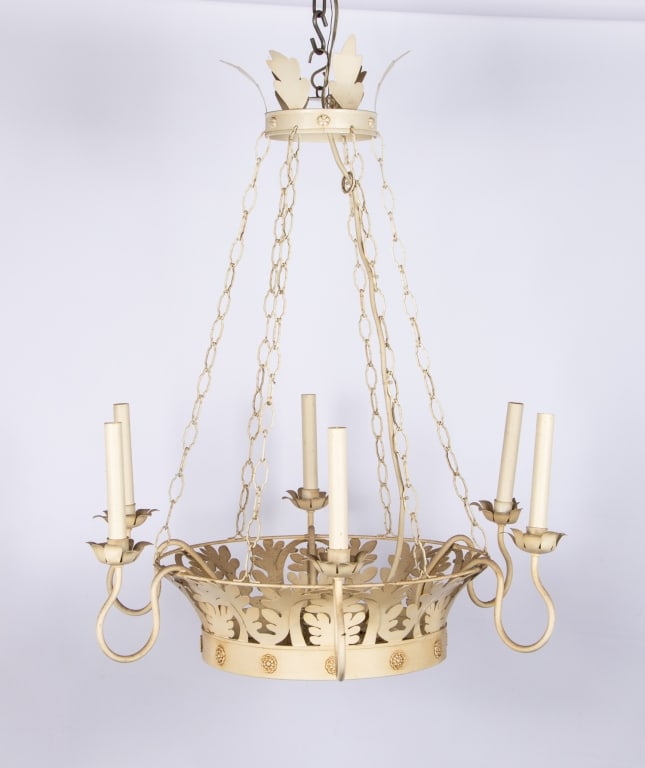 MODERN MEDIEVAL-INSPIRED METAL CHANDELIER - 7