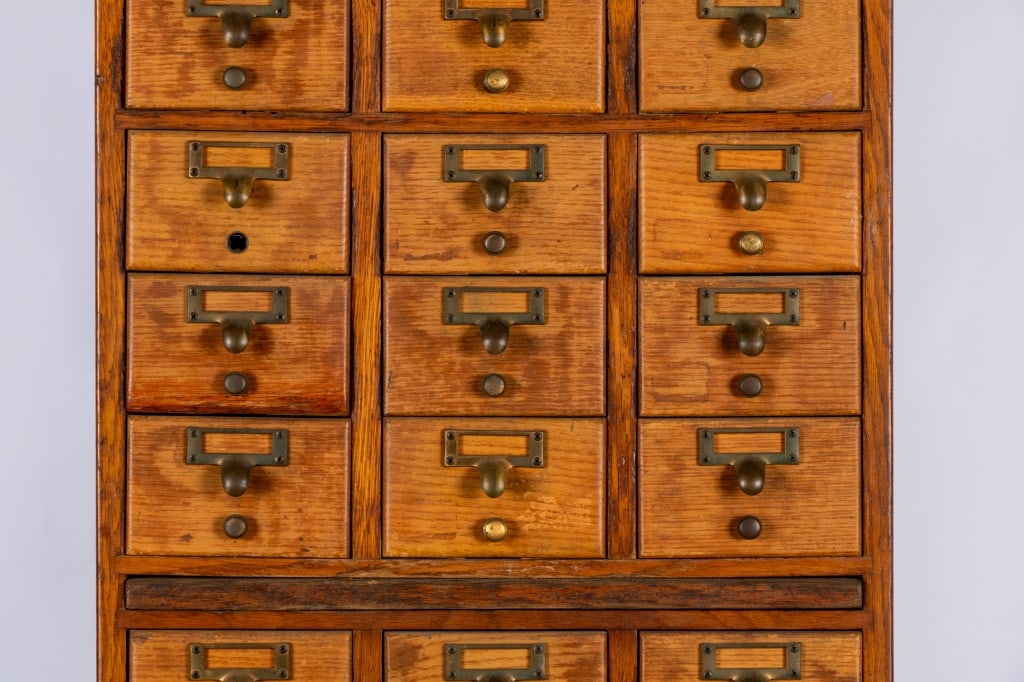 LIBRARY BUREAU CARD CATALOG - 4