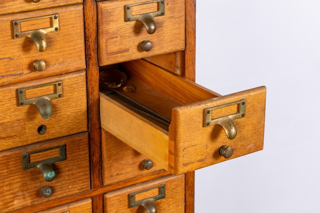 LIBRARY BUREAU CARD CATALOG - 7