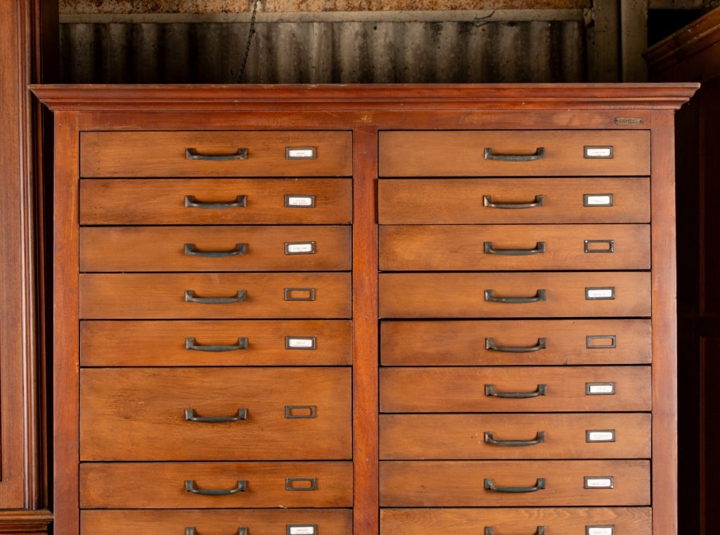 20TH CENTURY 38-DRAWER OAK FILE CABINET - 2