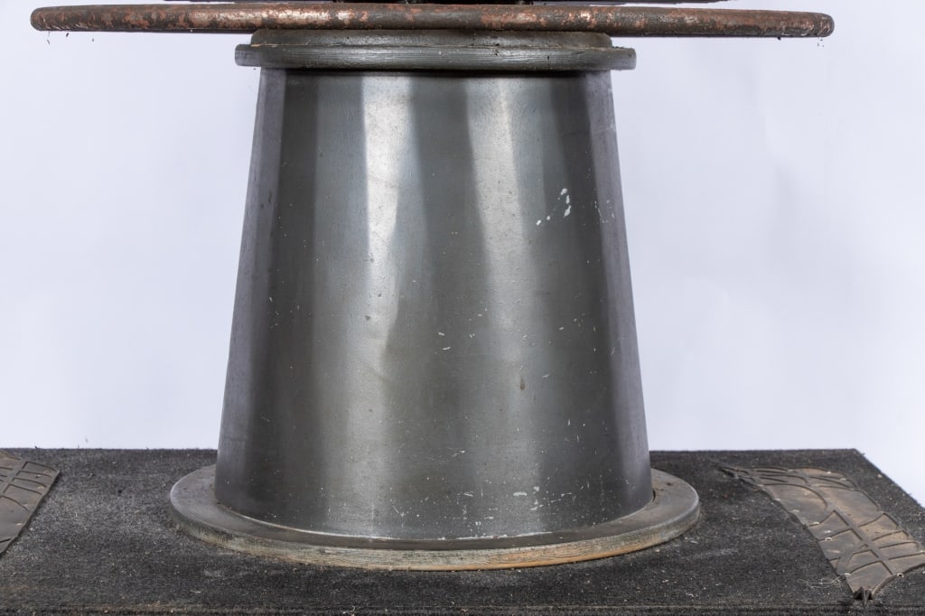 VINTAGE STANDING METAL FILING CAROUSEL - 3