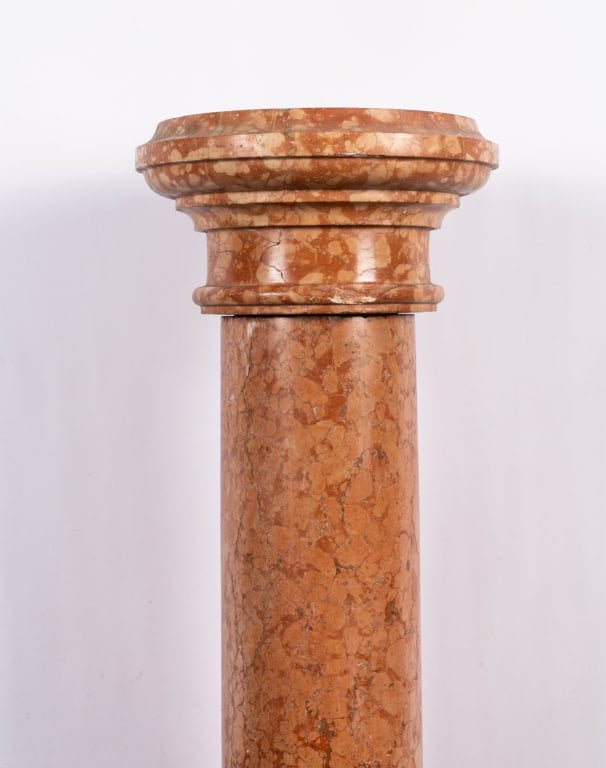 SINGLE MARBLE COLUMN FORM PEDESTAL - 3