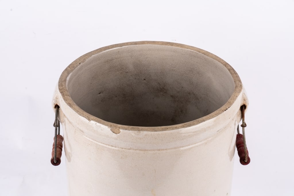 VINTAGE STONEWARE CROCK - 4