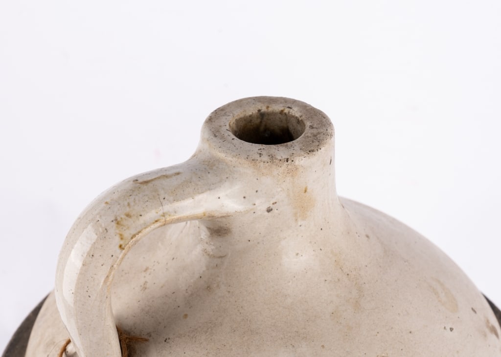 ANTIQUE WHITE GLAZED STONEWARE 5 GALLON MILK JUG - 4
