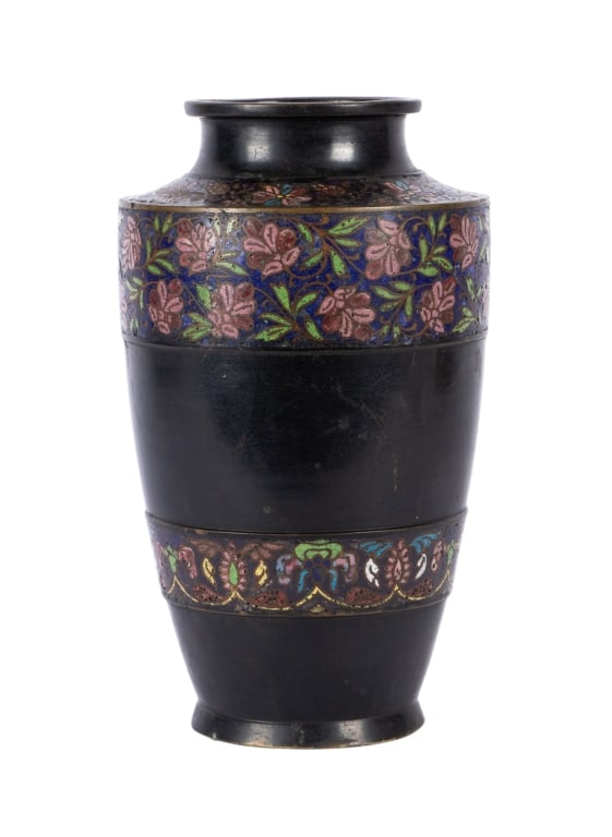 VINTAGE JAPANESE ENAMEL BRONZE VASE: Vintage Japanese enamel bronze vase. Approximate dimensions: h. 12", dia. 7" Disclaimer: Participating bidders must have a credit card on file with LiveAuctioneers in order for their bidding