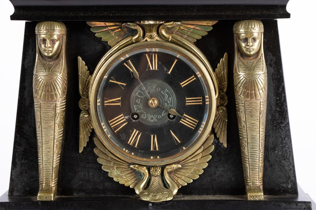 20TH C. EGYPTIAN REVIVAL MANTLE CLOCK - 5