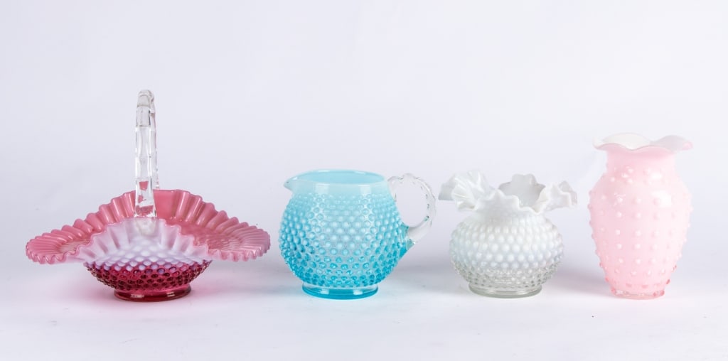 COLLECTION OF 4 OPALESCENT HOBNAIL GLASS ITEMS - 2