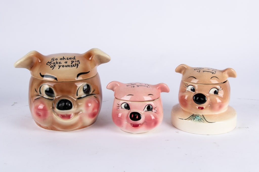 3 VINTAGE PIG COOKIE JARS & PLATTER - 4