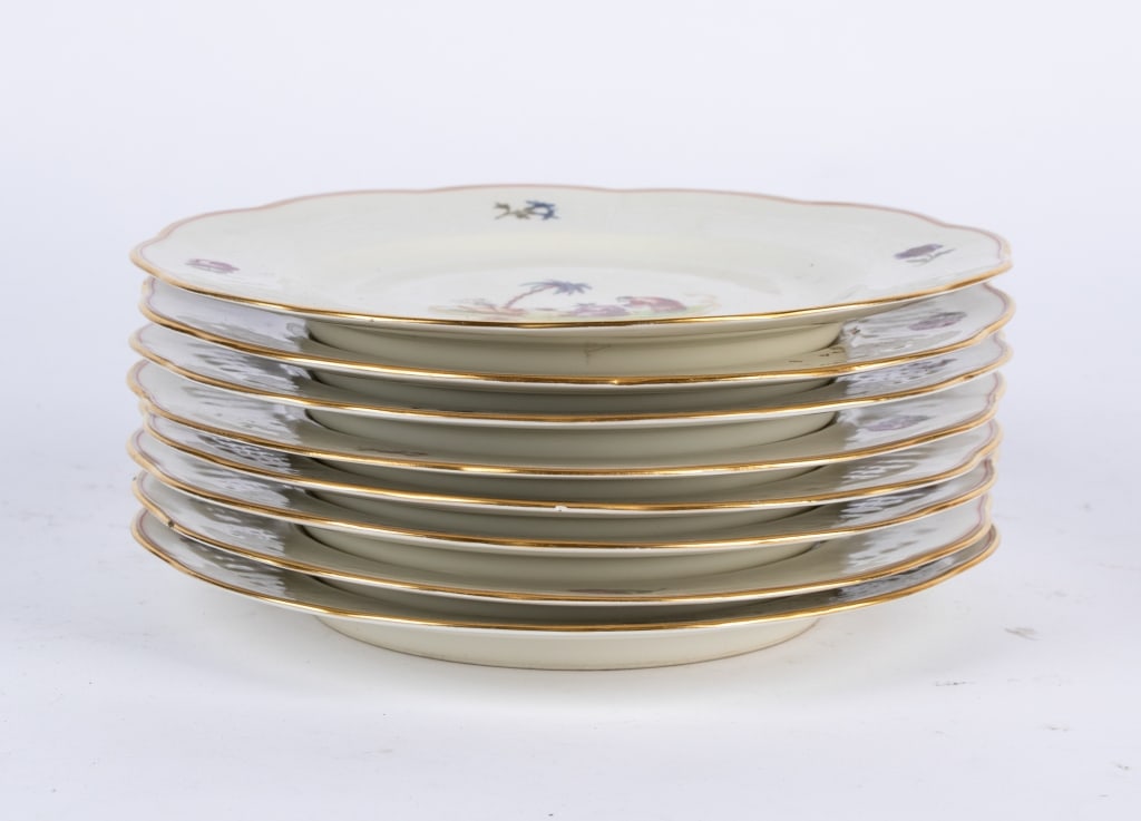 SET OF 8 LIMOGES STYLE PORCELAIN PLATES - 2