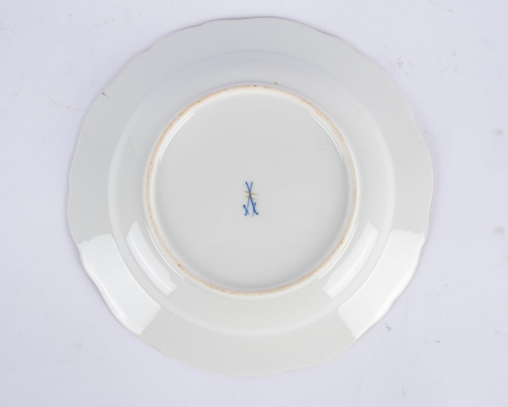 SET OF 10 MEISSEN STYLE PORCELAIN PLATES - 7