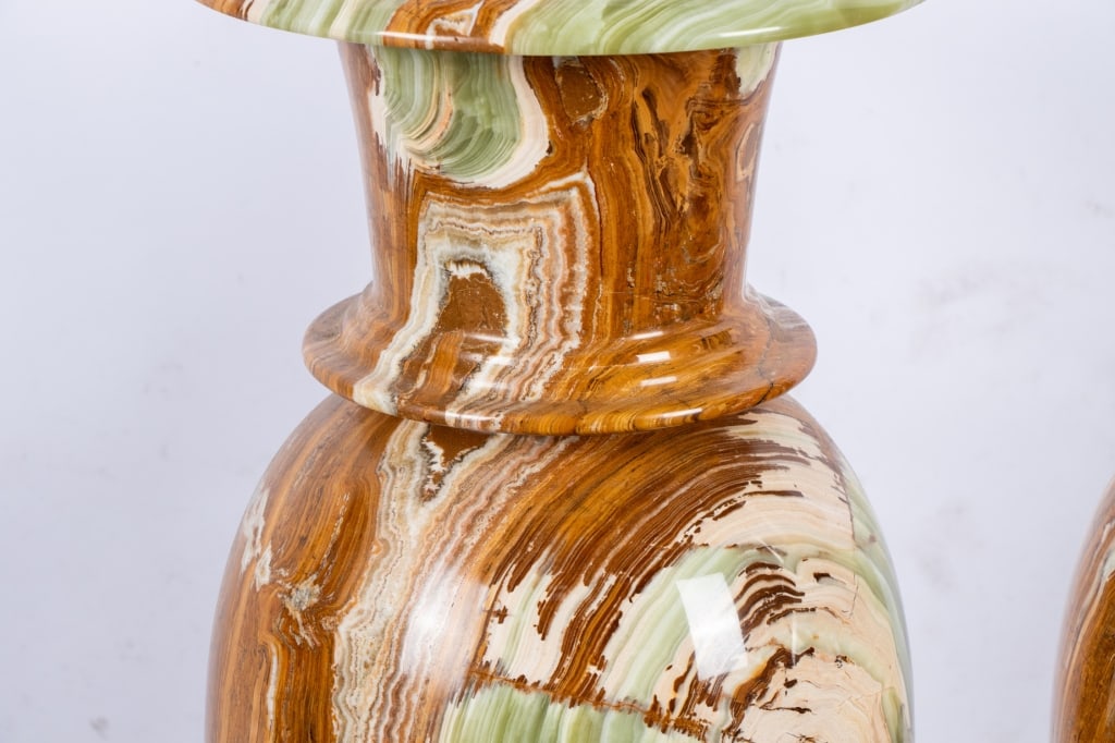 PAIR OF POLISHED ONYX FLOOR VASES - 5
