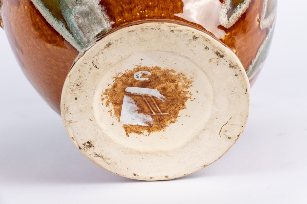20TH CENTURY GLAZED CERAMIC DRAGON VASE - 10