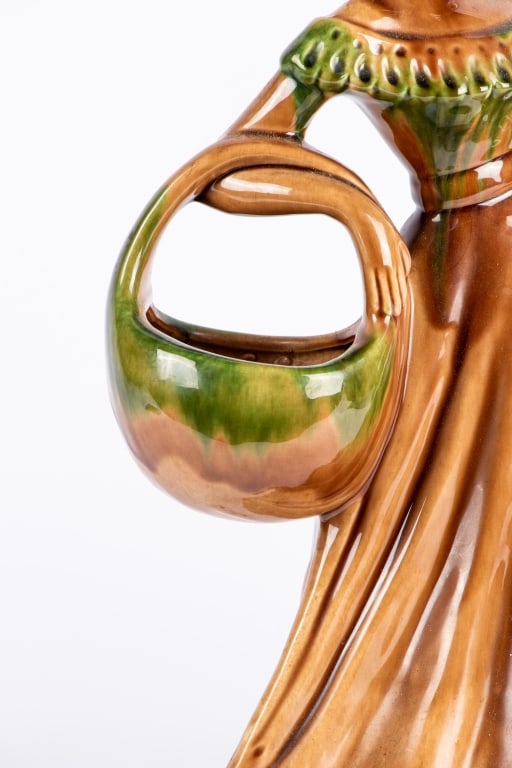 VINTAGE ROYAL HAEGER FIGURAL PLANTER - 3