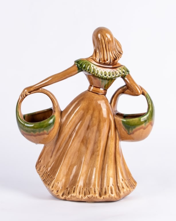 VINTAGE ROYAL HAEGER FIGURAL PLANTER - 5
