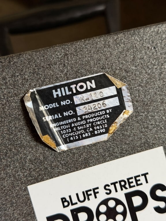 1970S PAIR OF SMALL HILTON SPEAKERS - 4