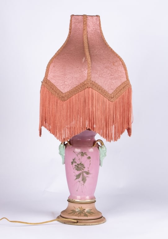 VICTORIAN PINK MAJOLICA FIGURAL LAMP - 5