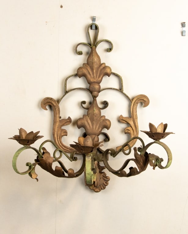 PAIR OF FLEUR DE LIS METAL WALL SCONCES - 3