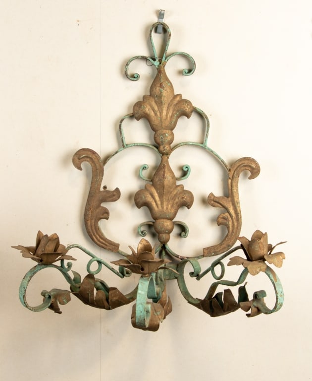 PAIR OF FLEUR DE LIS METAL WALL SCONCES - 3