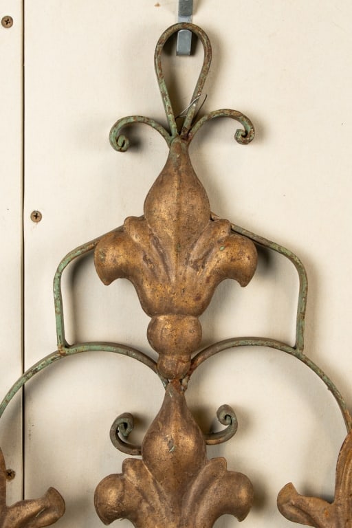 PAIR OF FLEUR DE LIS METAL WALL SCONCES - 4