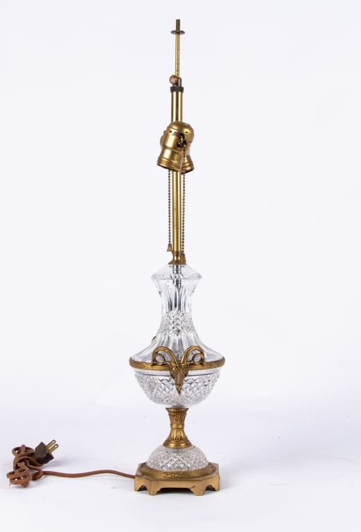 NEOCLASSICAL GLASS & BRASS RAM HEAD TABLE LAMP - 5
