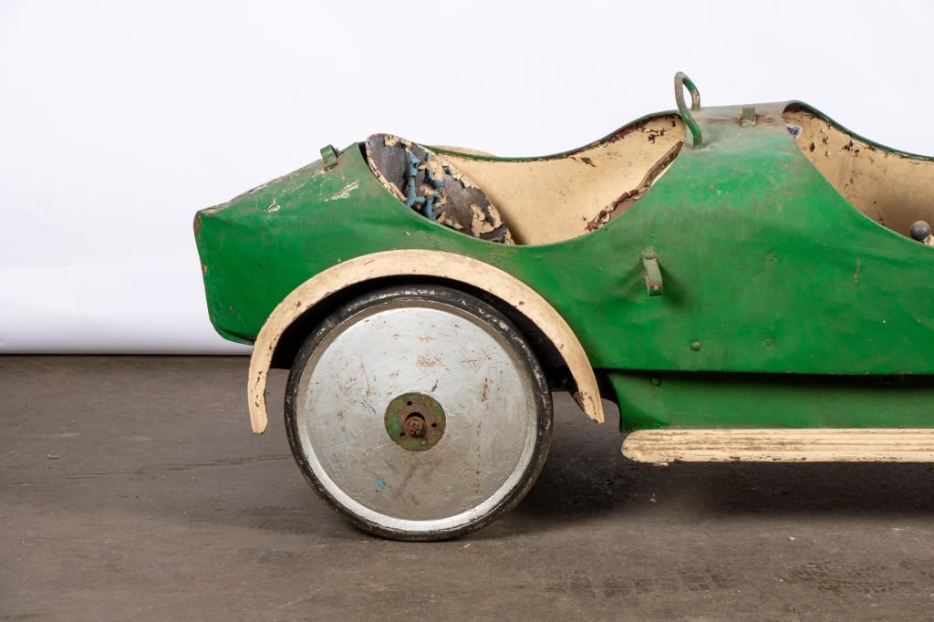 VINTAGE BUGATTI STYLE CHILD’S PEDAL CAR - 2