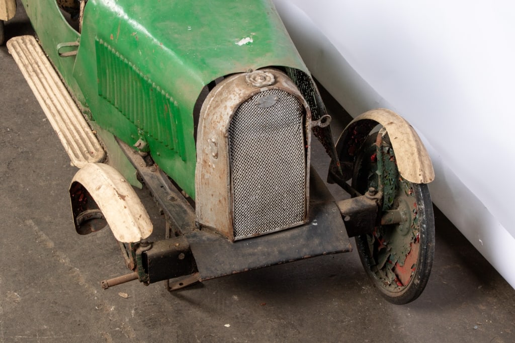 VINTAGE BUGATTI STYLE CHILD’S PEDAL CAR - 6