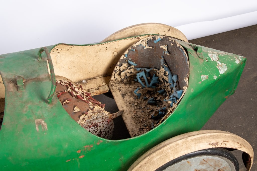 VINTAGE BUGATTI STYLE CHILD’S PEDAL CAR - 8