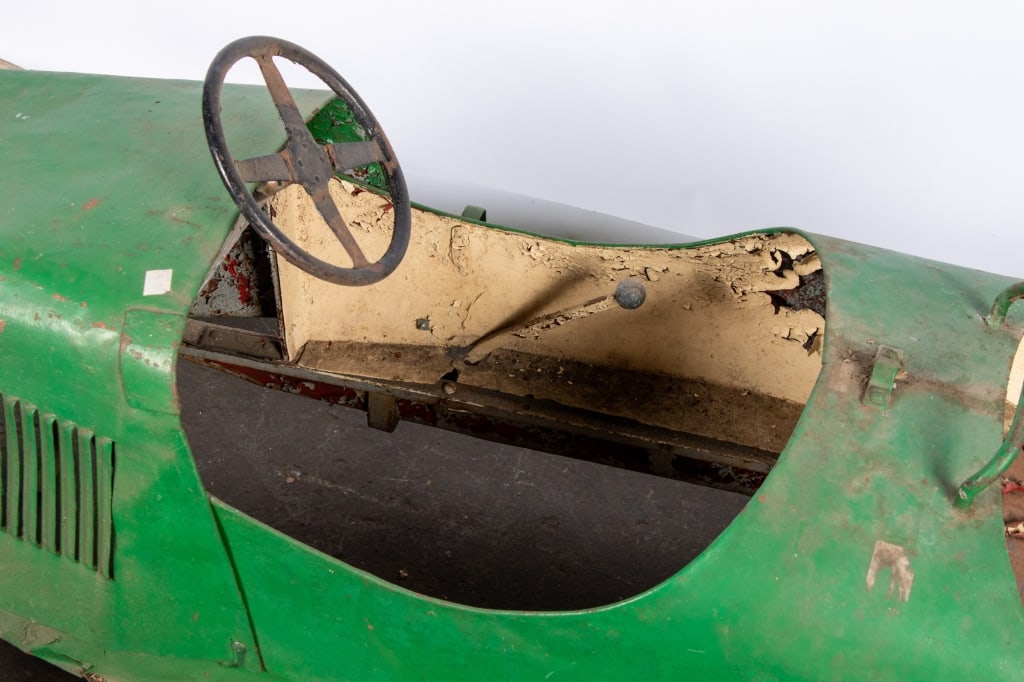 VINTAGE BUGATTI STYLE CHILD’S PEDAL CAR - 9