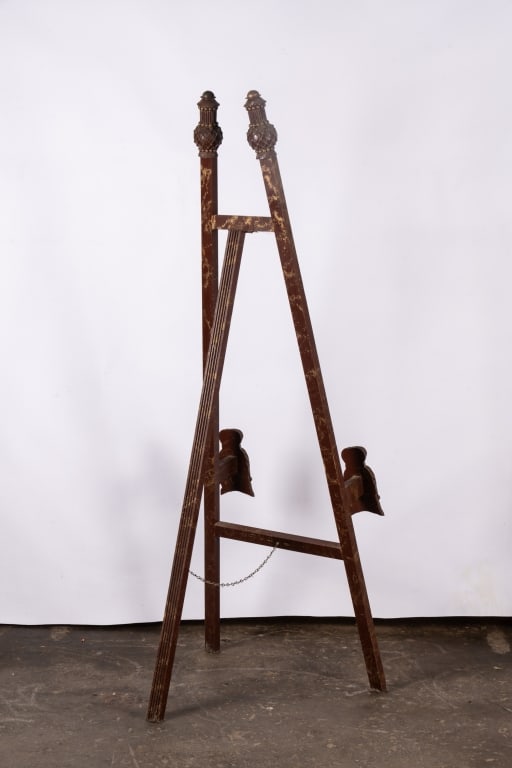 VINTAGE ARTIST’S EASEL - 5