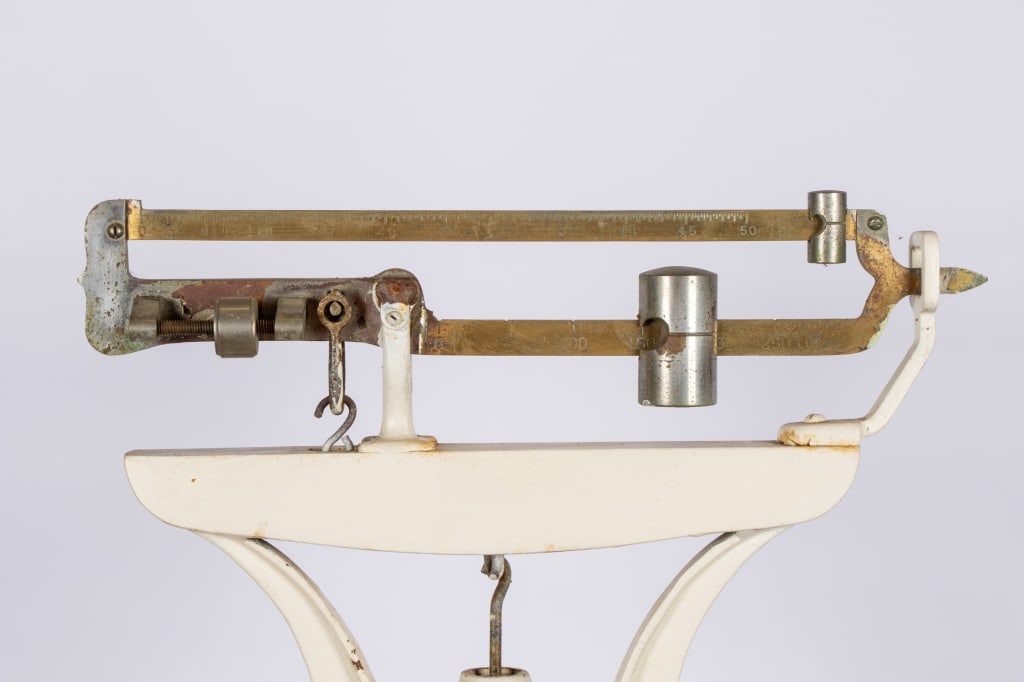 EARLY 20TH CENTURY FAIRBANKS DOCTOR?S STANDING SCA - 4