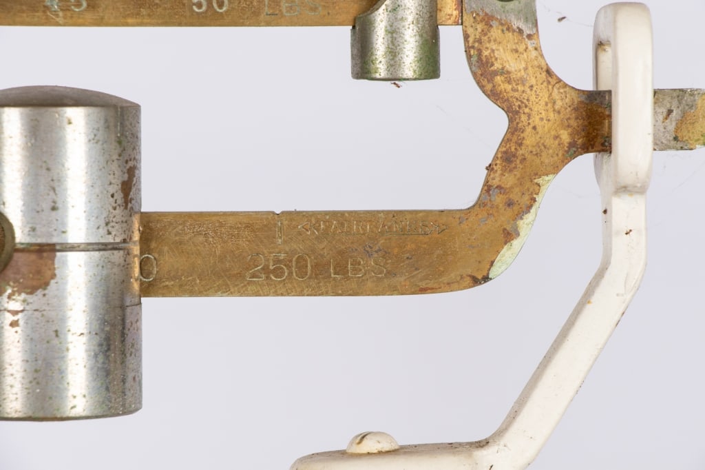 EARLY 20TH CENTURY FAIRBANKS DOCTOR?S STANDING SCA - 5