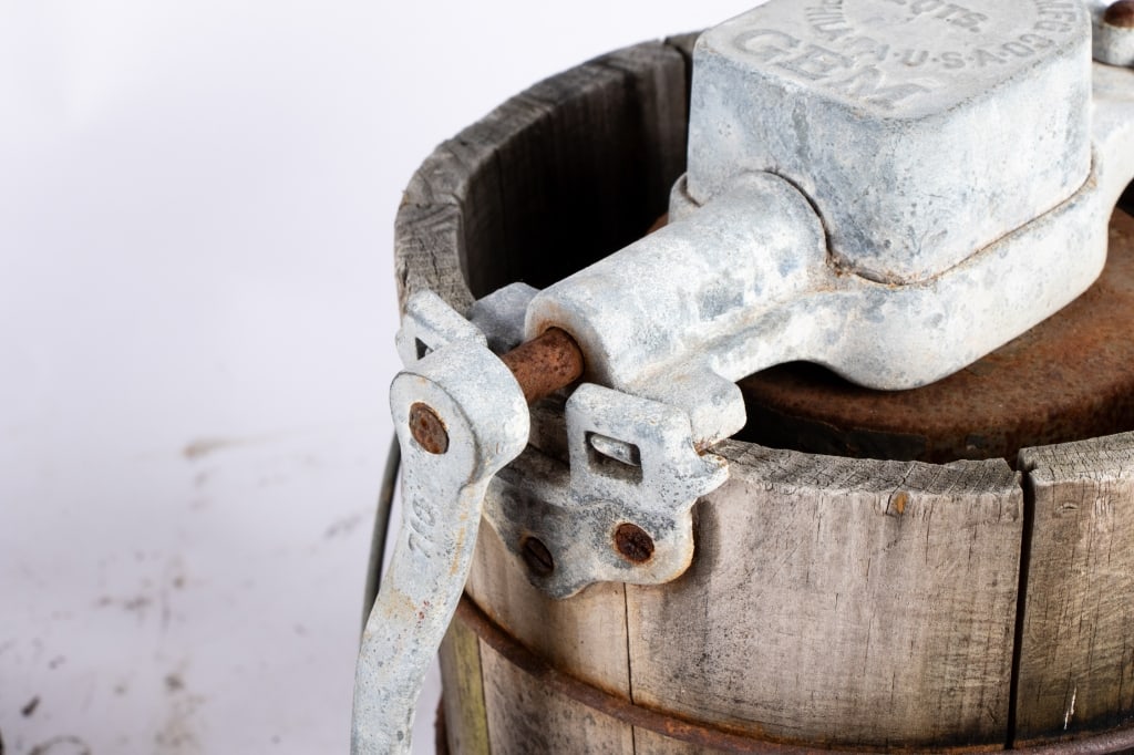 TWO ANTIQUE HAND CRANK ICE CREAM MAKERS - 3