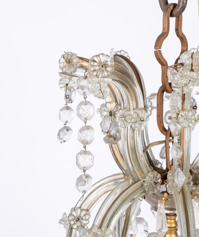 LARGE VENETIAN STYLE CHANDELIER - 14