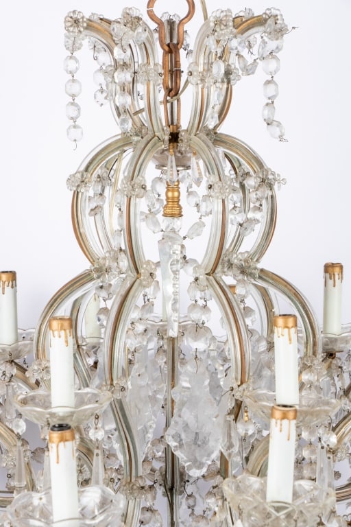 LARGE VENETIAN STYLE CHANDELIER - 4